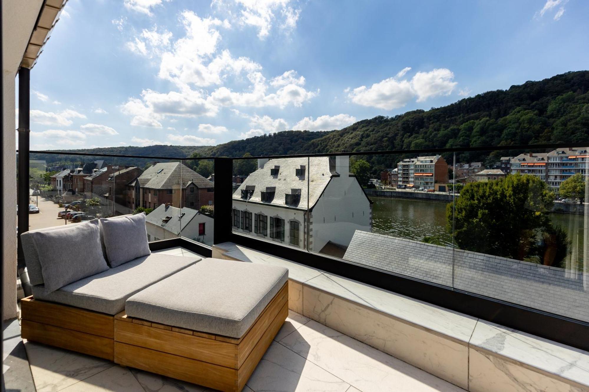 The Edgewater Suites - Riverside Namur Exterior foto